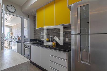 Apartamento à venda com 65m², 2 quartos e 1 vaga Apartamento à venda com 65m², 2 quartos e 1 vagaCozinha