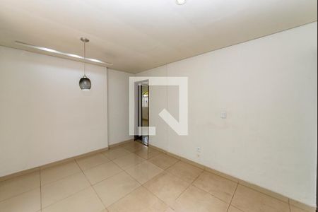 Casa à venda com 223m², 3 quartos e 3 vagas Casa à venda com 223m², 3 quartos e 3 vagasSala 2