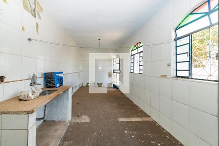 Casa à venda com 223m², 3 quartos e 3 vagas Casa à venda com 223m², 3 quartos e 3 vagasCasa 2