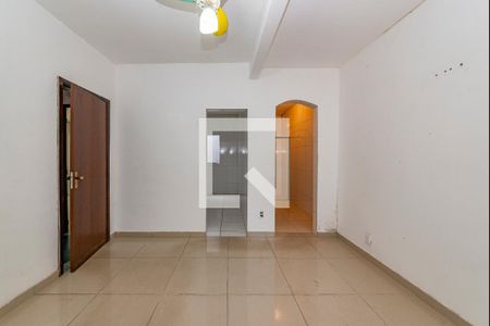 Casa à venda com 223m², 3 quartos e 3 vagas Casa à venda com 223m², 3 quartos e 3 vagasSuíte