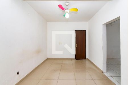 Casa à venda com 223m², 3 quartos e 3 vagas Casa à venda com 223m², 3 quartos e 3 vagasSuíte