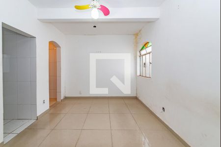 Casa à venda com 223m², 3 quartos e 3 vagas Casa à venda com 223m², 3 quartos e 3 vagasSuíte