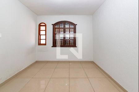 Casa à venda com 223m², 3 quartos e 3 vagas Casa à venda com 223m², 3 quartos e 3 vagasQuarto 2