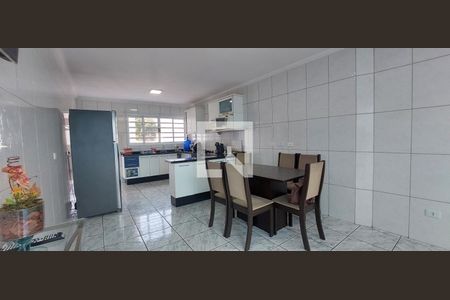 Casa à venda com 307m², 3 quartos e 6 vagasCopa