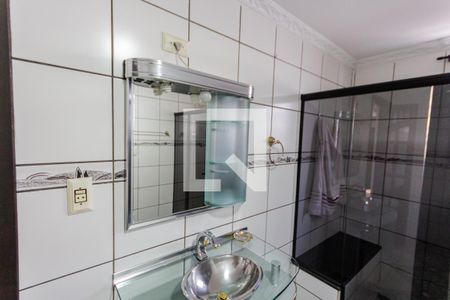 Casa à venda com 243m², 3 quartos e 4 vagas Casa à venda com 243m², 3 quartos e 4 vagasEspelho