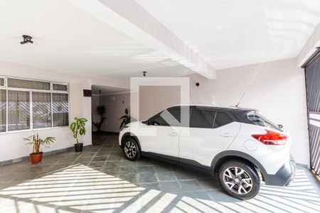 Casa à venda com 243m², 3 quartos e 4 vagas Casa à venda com 243m², 3 quartos e 4 vagasGaragem