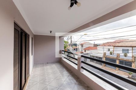 Casa à venda com 243m², 3 quartos e 4 vagas Casa à venda com 243m², 3 quartos e 4 vagasVaranda da Suíte 1