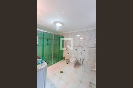 Casa à venda com 243m², 3 quartos e 4 vagas Casa à venda com 243m², 3 quartos e 4 vagasBanheiro da Suíte 2