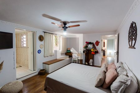 Casa à venda com 243m², 3 quartos e 4 vagas Casa à venda com 243m², 3 quartos e 4 vagasSuíte 2