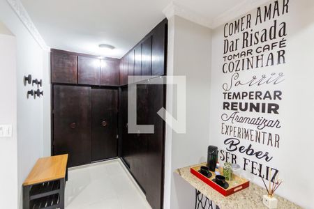 Casa à venda com 243m², 3 quartos e 4 vagas Casa à venda com 243m², 3 quartos e 4 vagasCozinha