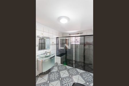 Casa à venda com 243m², 3 quartos e 4 vagas Casa à venda com 243m², 3 quartos e 4 vagasBanheiro da Suíte 1