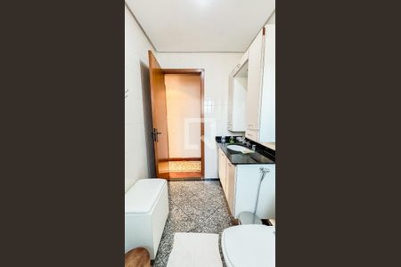 Apartamento à venda com 126m², 4 quartos e 2 vagas Apartamento à venda com 126m², 4 quartos e 2 vagasBanheiro