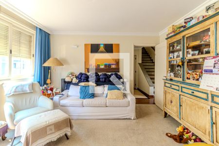 Apartamento à venda com 323m², 4 quartos e 3 vagasSala de TV