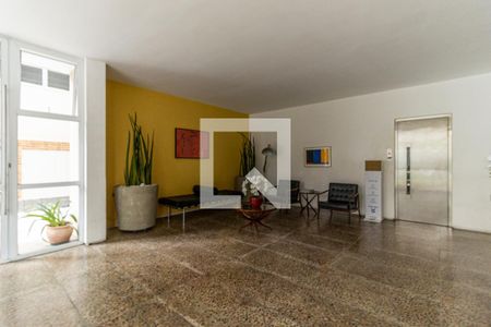 Apartamento à venda com 323m², 4 quartos e 3 vagas Apartamento à venda com 323m², 4 quartos e 3 vagasHall Social