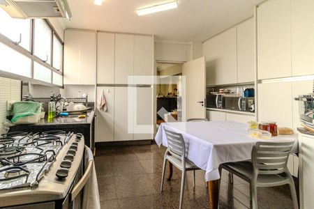 Apartamento à venda com 323m², 4 quartos e 3 vagasCozinha