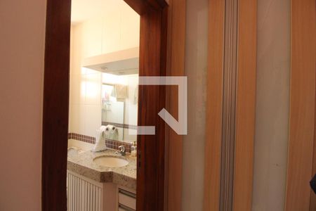 Apartamento à venda com 400m², 5 quartos e 6 vagasBanheiro 