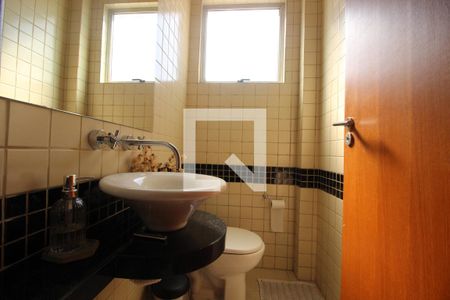 Apartamento à venda com 400m², 5 quartos e 6 vagasLavabo 