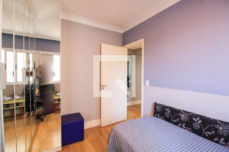 Apartamento à venda com 97m², 3 quartos e 2 vagas Apartamento à venda com 97m², 3 quartos e 2 vagasQuarto 2