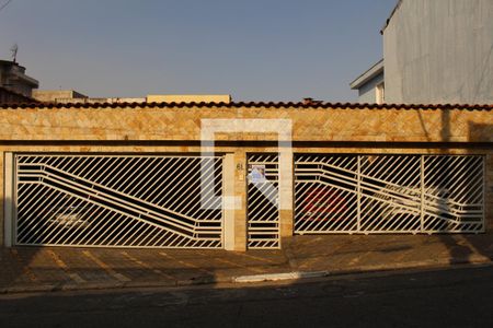 Casa à venda com 300m², 3 quartos e 4 vagasFachada