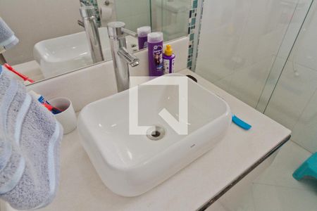 Casa à venda com 145m², 3 quartos e 2 vagas Casa à venda com 145m², 3 quartos e 2 vagasBanheiro da Suíte 1