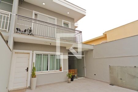 Casa à venda com 145m², 3 quartos e 2 vagas Casa à venda com 145m², 3 quartos e 2 vagasÁrea externa