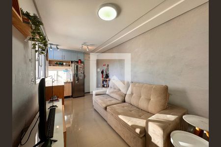 Sala de apartamento à venda com 2 quartos, 88m² em Vila Curuçá, Santo André