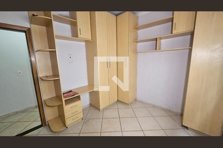 Quarto 1 de casa para alugar com 3 quartos, 229m² em Residencial Vereda dos Buritis, Goiânia