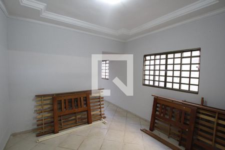 Sala de casa para alugar com 3 quartos, 229m² em Residencial Vereda dos Buritis, Goiânia