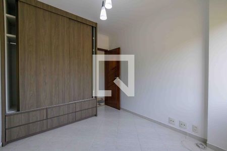 Apartamento à venda com 121m², 4 quartos e 2 vagasQuarto 2