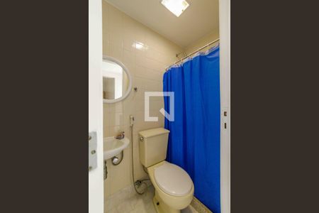 Apartamento à venda com 121m², 4 quartos e 2 vagasBanheiro de Serviço