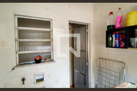 Casa à venda com 230m², 3 quartos e 2 vagas Casa à venda com 230m², 3 quartos e 2 vagasárea de serviço