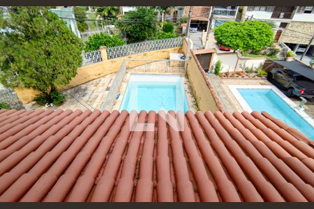 Casa à venda com 230m², 3 quartos e 2 vagas Casa à venda com 230m², 3 quartos e 2 vagasquarto 2 suíte vista