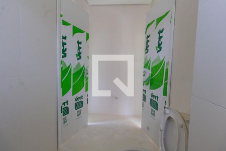 Casa à venda com 163m², 3 quartos e 2 vagas Casa à venda com 163m², 3 quartos e 2 vagasBanheiro da Suíte dividida