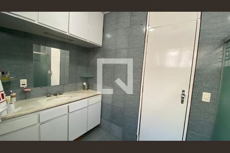 Apartamento para alugar com 250m², 4 quartos e 2 vagasBanheiro Social