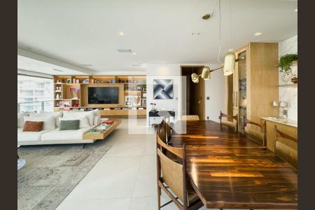 Apartamento à venda com 250m², 3 quartos e 4 vagas
