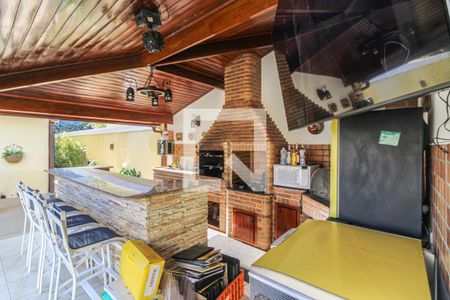 Casa de condomínio à venda com 320m², 4 quartos e 4 vagasÁrea externa