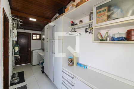 Casa de condomínio à venda com 320m², 4 quartos e 4 vagasÁrea de Serviço