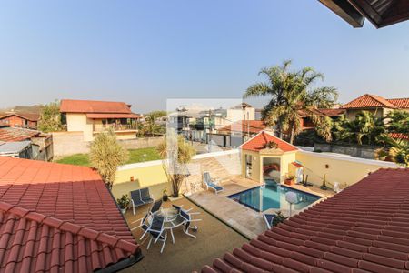 Casa de condomínio à venda com 320m², 4 quartos e 4 vagasSuíte 2 - Varanda