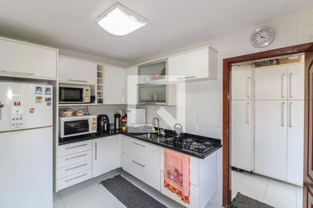 Casa de condomínio à venda com 320m², 4 quartos e 4 vagasCozinha