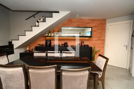 Casa de condomínio à venda com 96m², 3 quartos e 2 vagasSala