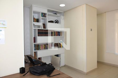 Casa de condomínio à venda com 96m², 3 quartos e 2 vagasÁrea comum - Sala de estudo