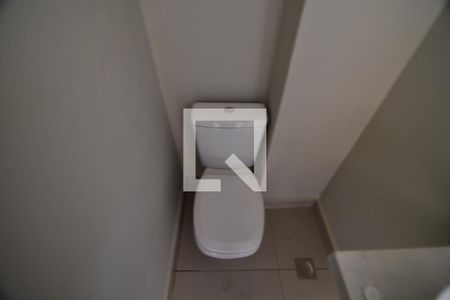 Casa de condomínio à venda com 86m², 2 quartos e 2 vagasLavabo