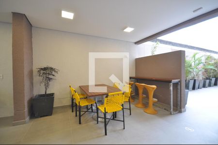 Apartamento à venda com 27m², 1 quarto e sem vagaÁrea comum - Churrasqueira