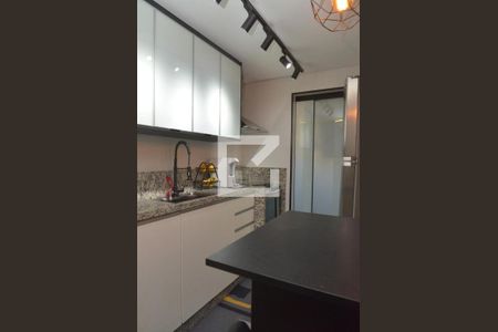 Apartamento à venda com 128m², 2 quartos e 2 vagasCozinha