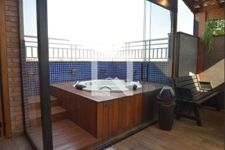 Apartamento à venda com 128m², 2 quartos e 2 vagasBanheira