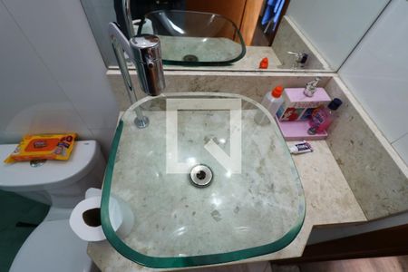 Apartamento à venda com 230m², 4 quartos e 2 vagasBanheiro da Suíte 1 - Pia