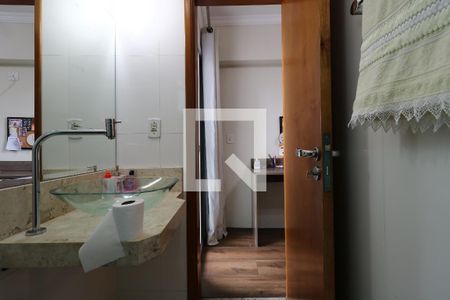 Apartamento à venda com 230m², 4 quartos e 2 vagasBanheiro da Suíte 1