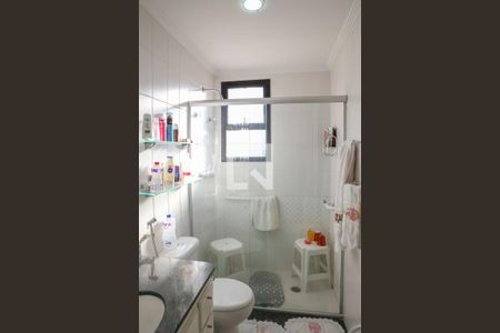 Apartamento à venda com 116m², 3 quartos e 3 vagas Apartamento à venda com 116m², 3 quartos e 3 vagasBanheiro da Suíte 1