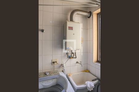 Apartamento à venda com 116m², 3 quartos e 3 vagas Apartamento à venda com 116m², 3 quartos e 3 vagasÁrea de Serviço