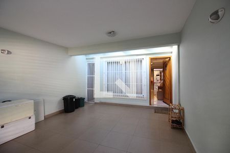 Casa à venda com 131m², 2 quartos e 2 vagasGaragem